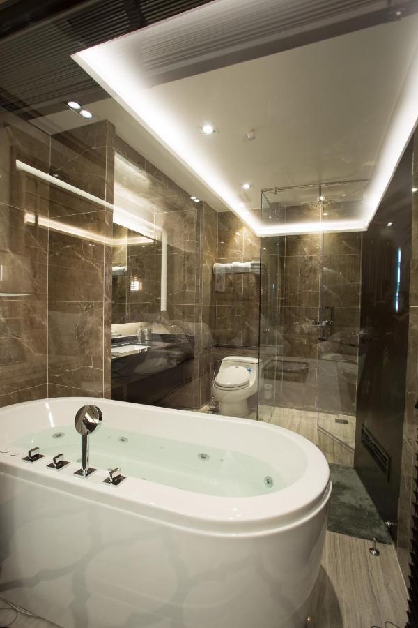 Chiang Mai Night Market Super Large Luxurious 3-Bedroom Hotel-Style Condo Dış mekan fotoğraf